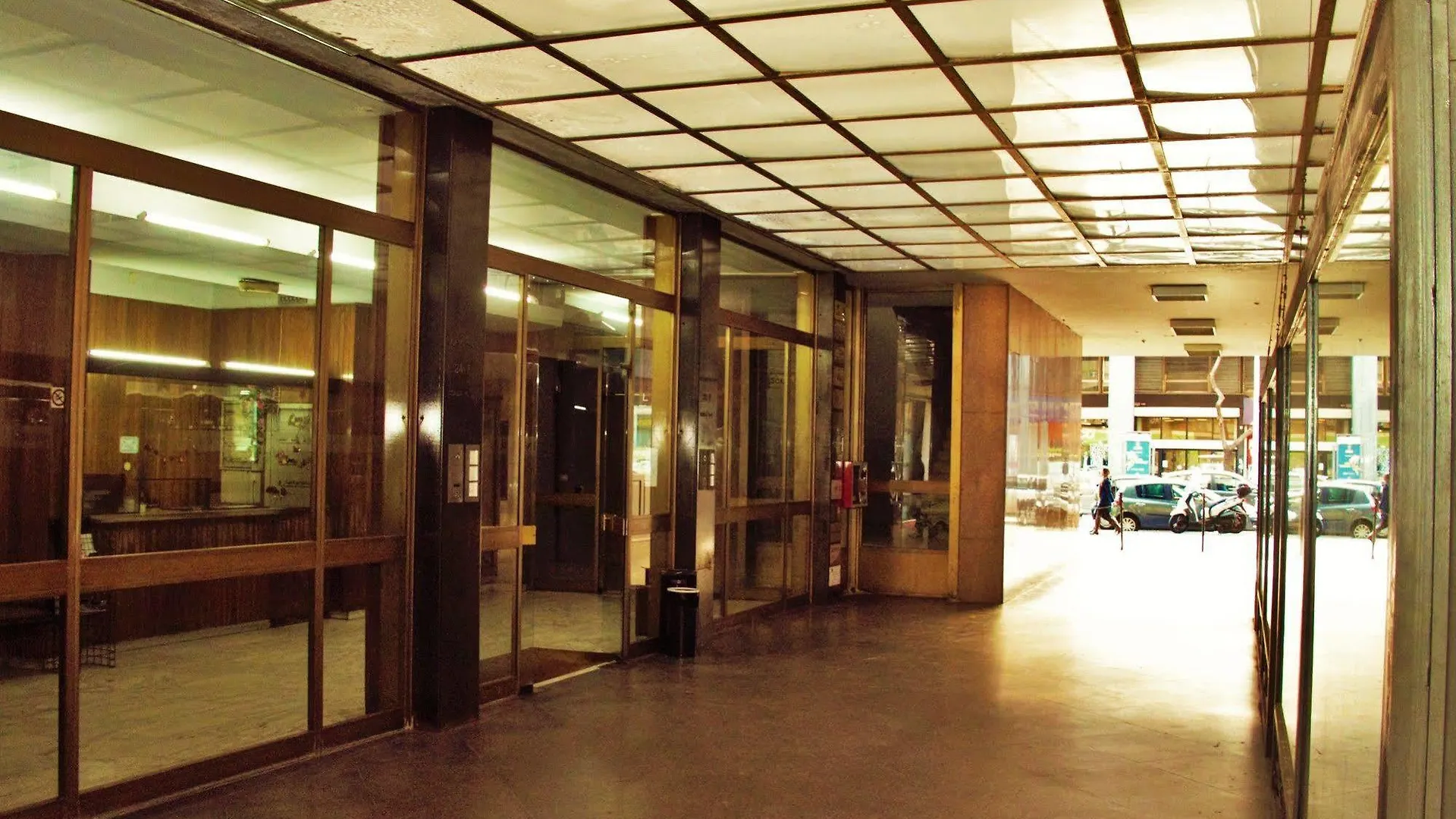 Victoria House location